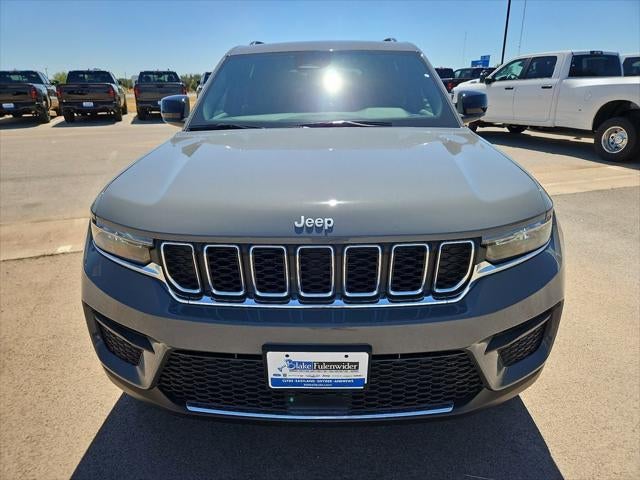 2027 Jeep Grand Cherokee Laredo X