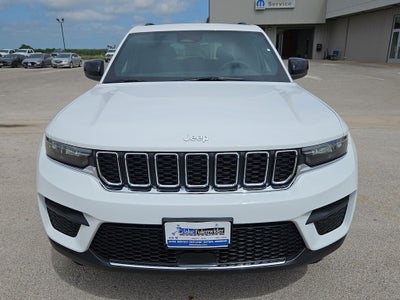 2026 Jeep Grand Cherokee GRAND CHEROKEE LAREDO X 4X4