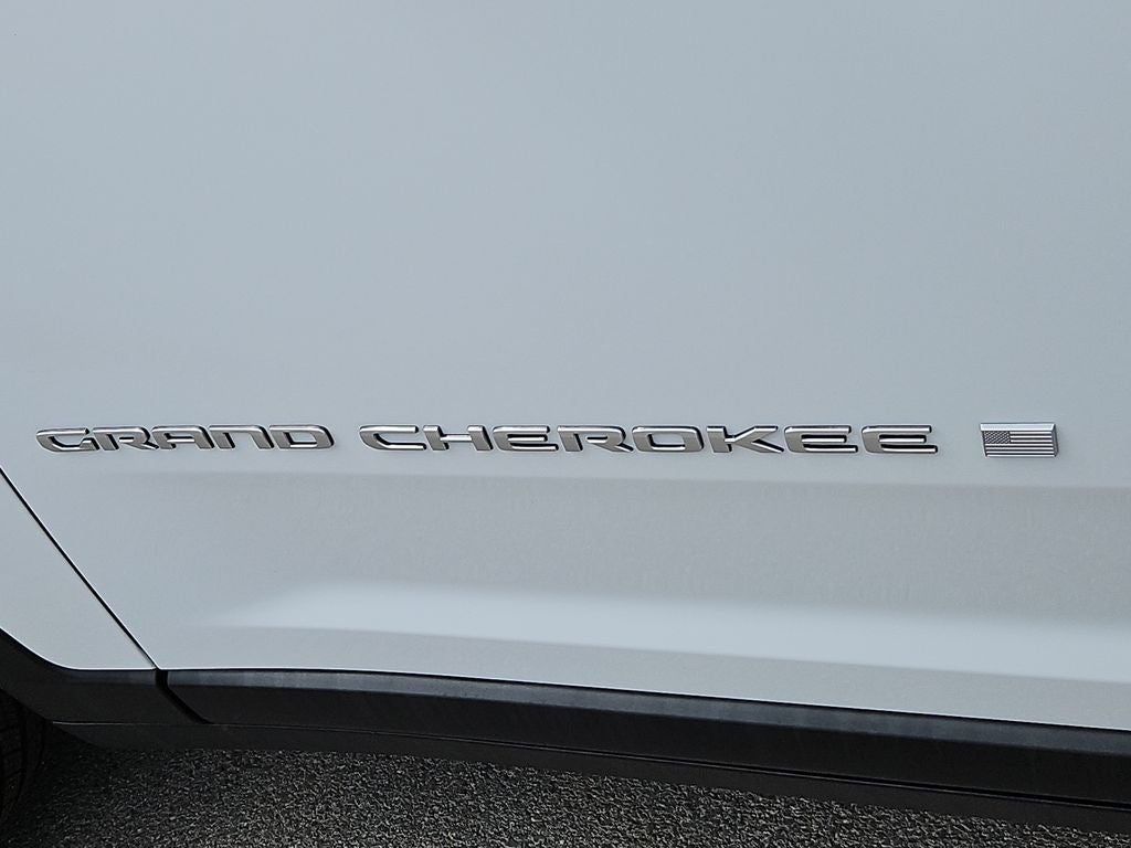 2026 Jeep Grand Cherokee GRAND CHEROKEE LAREDO X 4X4