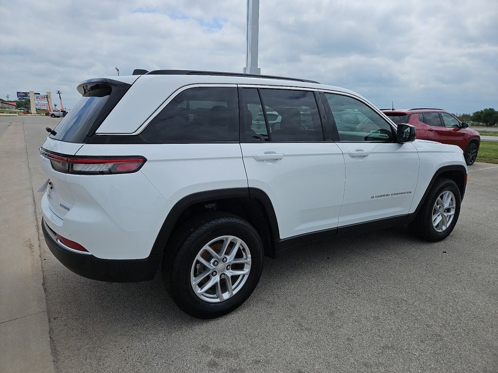 2026 Jeep Grand Cherokee GRAND CHEROKEE LAREDO X 4X4