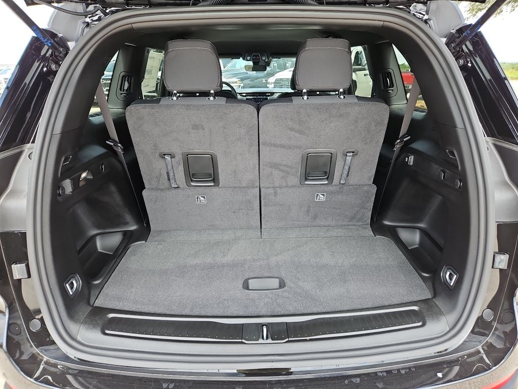 2026 Jeep Grand Cherokee GRAND CHEROKEE L LAREDO 4X2