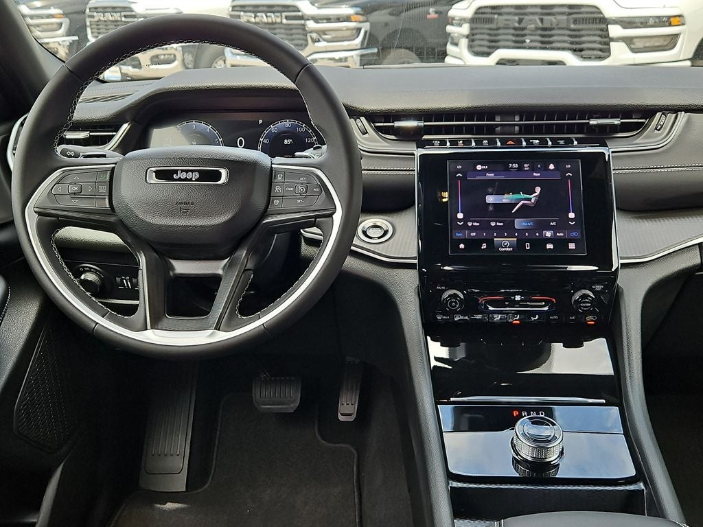 2026 Jeep Grand Cherokee GRAND CHEROKEE L LAREDO 4X2