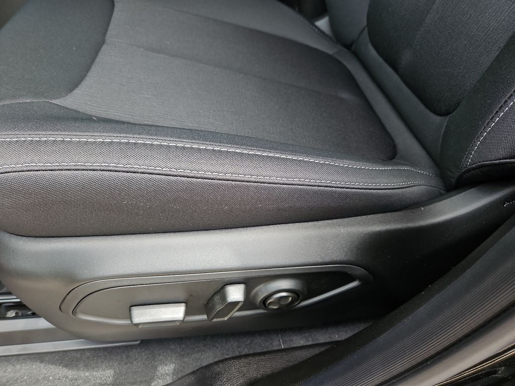 2026 Jeep Grand Cherokee GRAND CHEROKEE L LAREDO 4X2