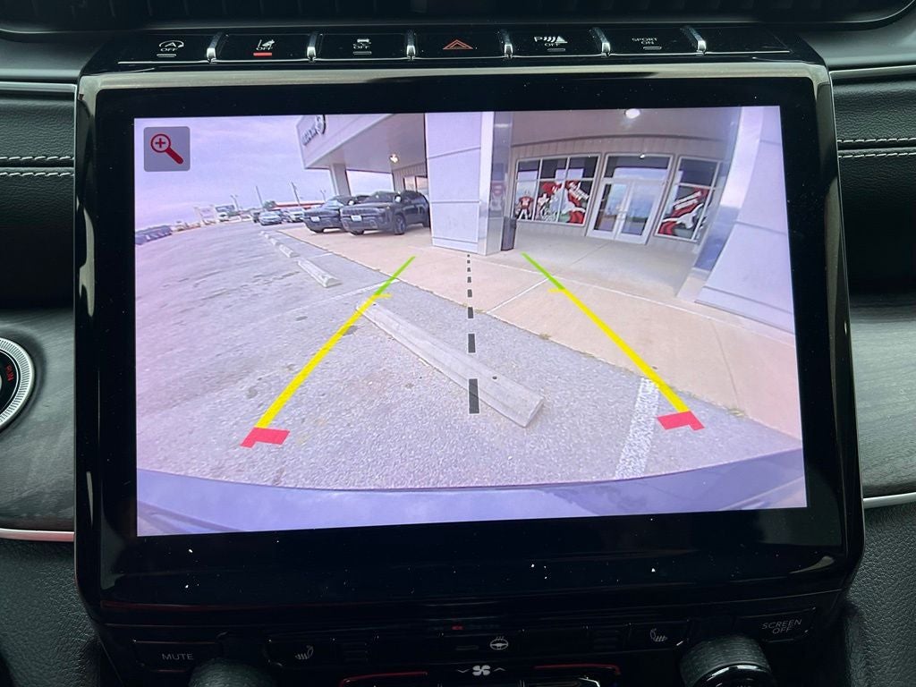2023 Jeep Grand Cherokee L Limited 4x2