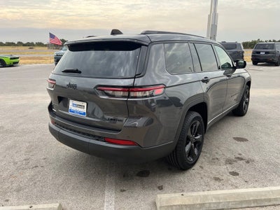 2023 Jeep Grand Cherokee L Limited 4x2