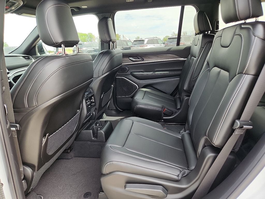 2026 Jeep Grand Cherokee GRAND CHEROKEE L LIMITED 4X2