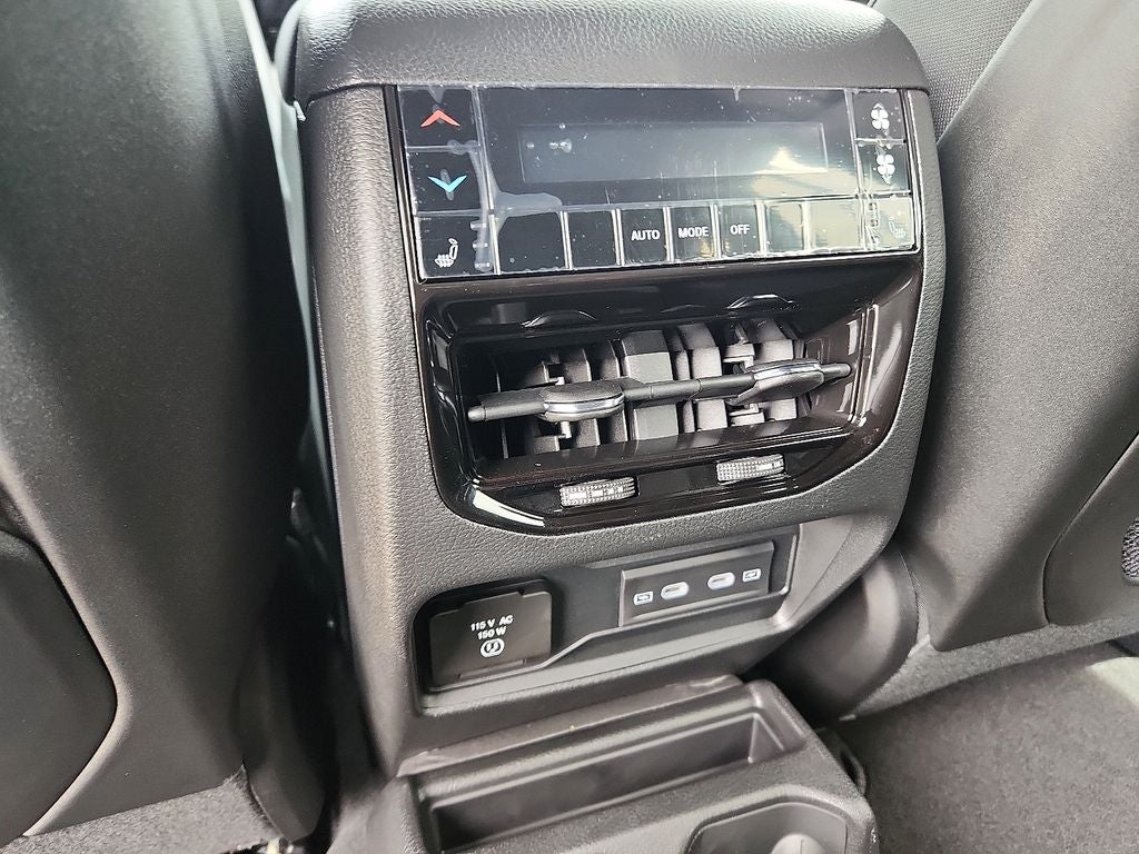 2026 Jeep Grand Cherokee GRAND CHEROKEE L LIMITED 4X2