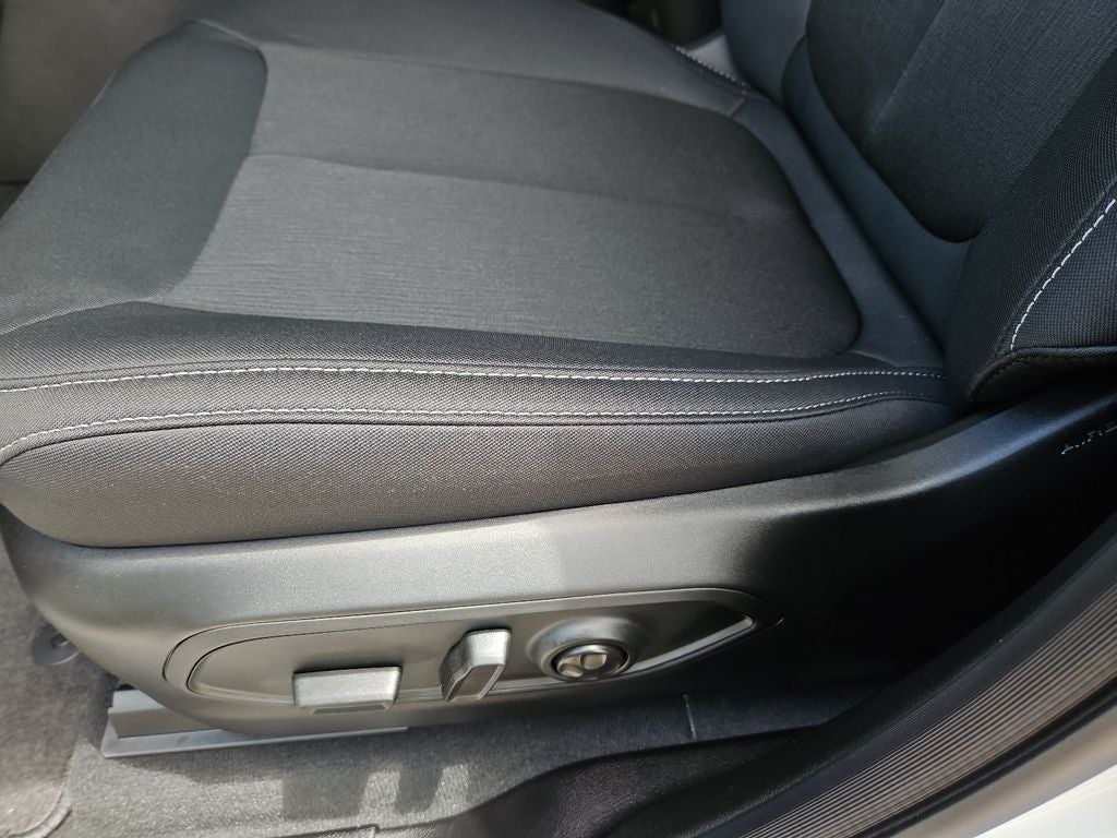 2026 Jeep Grand Cherokee GRAND CHEROKEE L LAREDO X 4X4