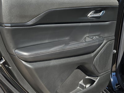 2025 Jeep Grand Cherokee GRAND CHEROKEE L LAREDO X 4X4