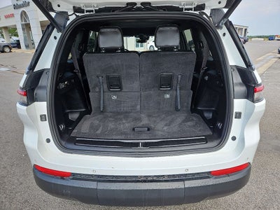 2022 Jeep Grand Cherokee L Altitude 4x4