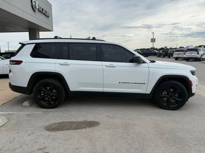 2022 Jeep Grand Cherokee L Altitude 4x4
