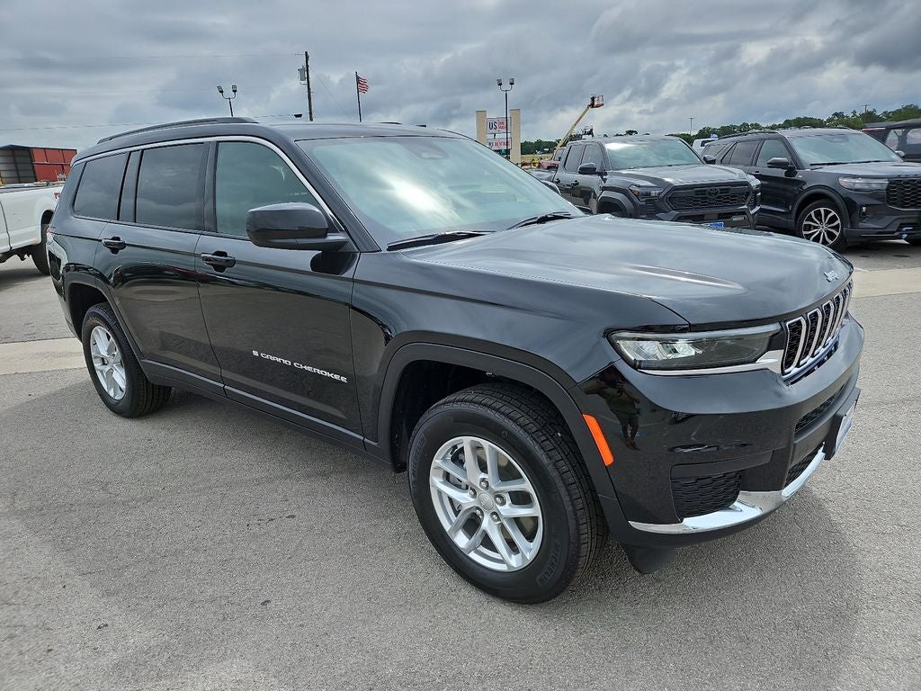 2026 Jeep Grand Cherokee GRAND CHEROKEE L LAREDO X 4X4