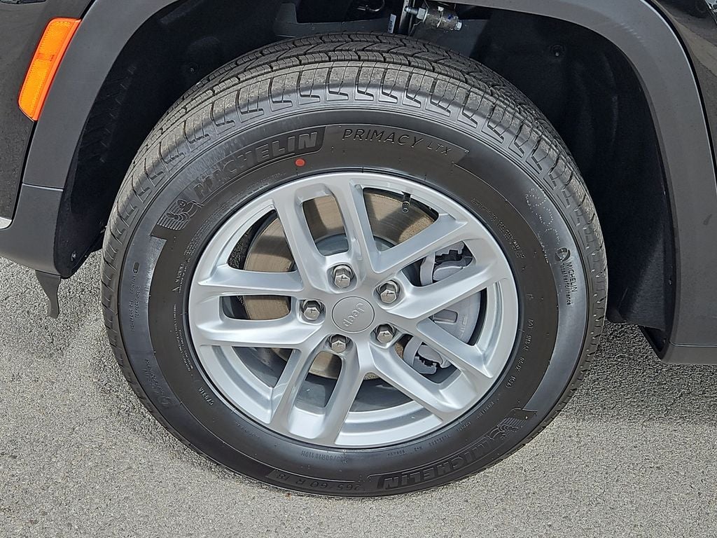 2026 Jeep Grand Cherokee GRAND CHEROKEE L LAREDO X 4X4