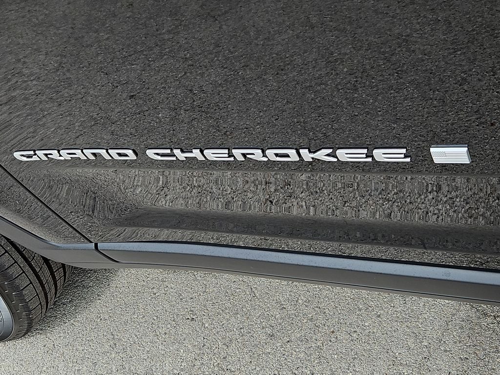 2026 Jeep Grand Cherokee GRAND CHEROKEE L LAREDO X 4X4
