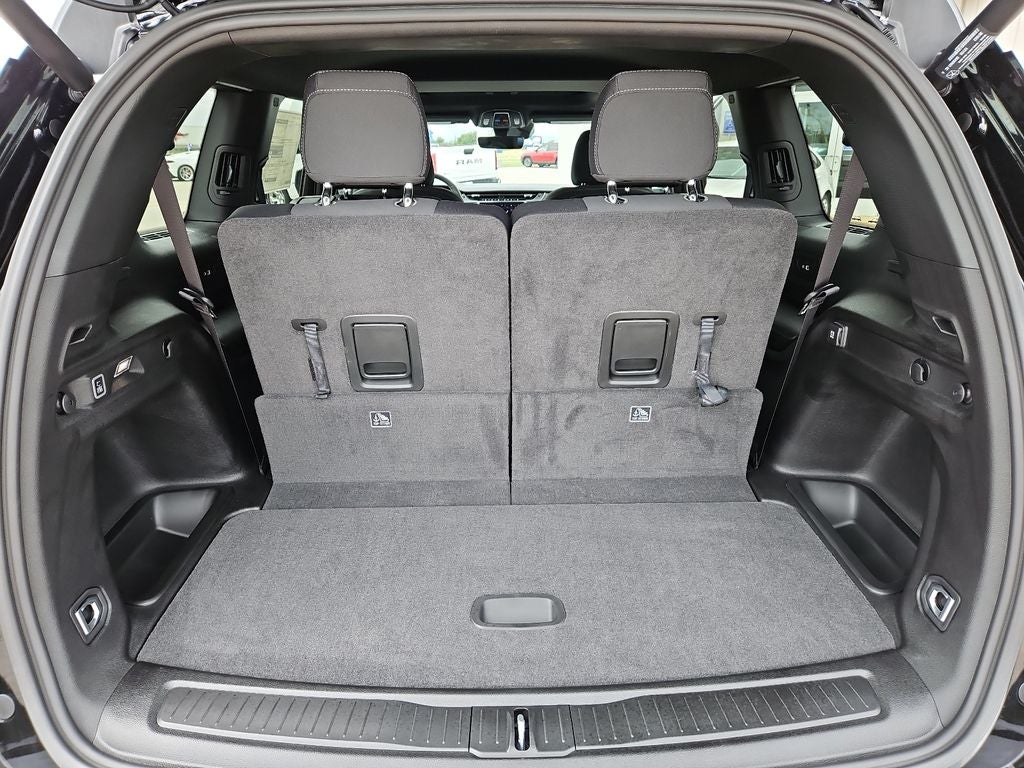 2026 Jeep Grand Cherokee GRAND CHEROKEE L LAREDO X 4X4
