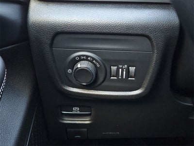 2025 Jeep Grand Cherokee GRAND CHEROKEE L LAREDO X 4X4