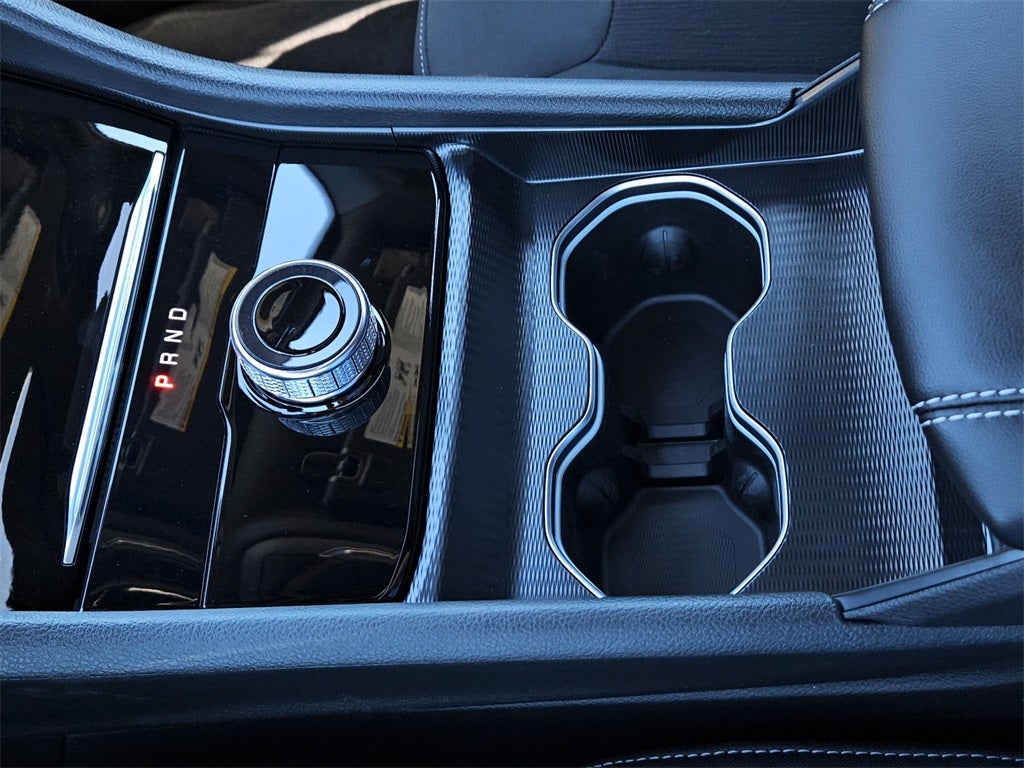 2025 Jeep Grand Cherokee GRAND CHEROKEE L LAREDO X 4X4