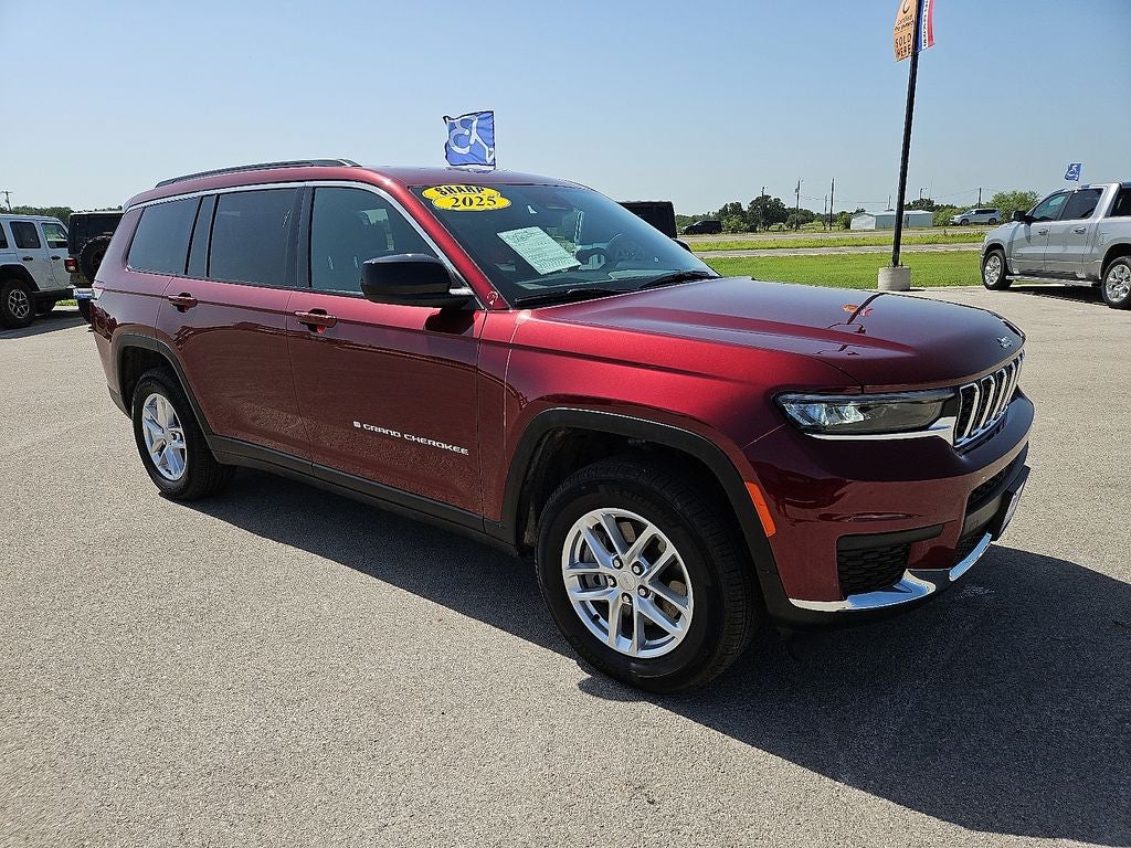 2025 Jeep Grand Cherokee L Laredo X 4x4
