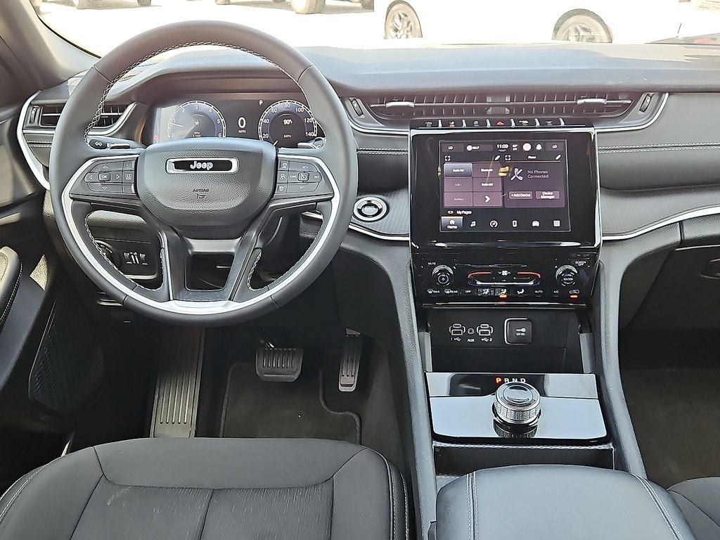 2025 Jeep Grand Cherokee L Laredo X 4x4