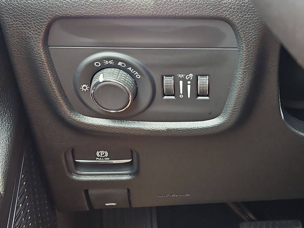 2026 Jeep Grand Cherokee GRAND CHEROKEE L LAREDO X 4X4