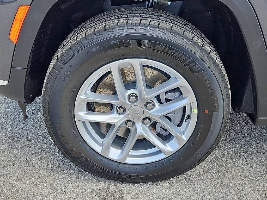 2026 Jeep Grand Cherokee GRAND CHEROKEE L LAREDO X 4X4