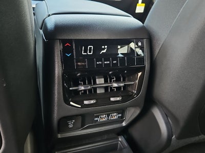 2026 Jeep Grand Cherokee GRAND CHEROKEE L LAREDO X 4X4