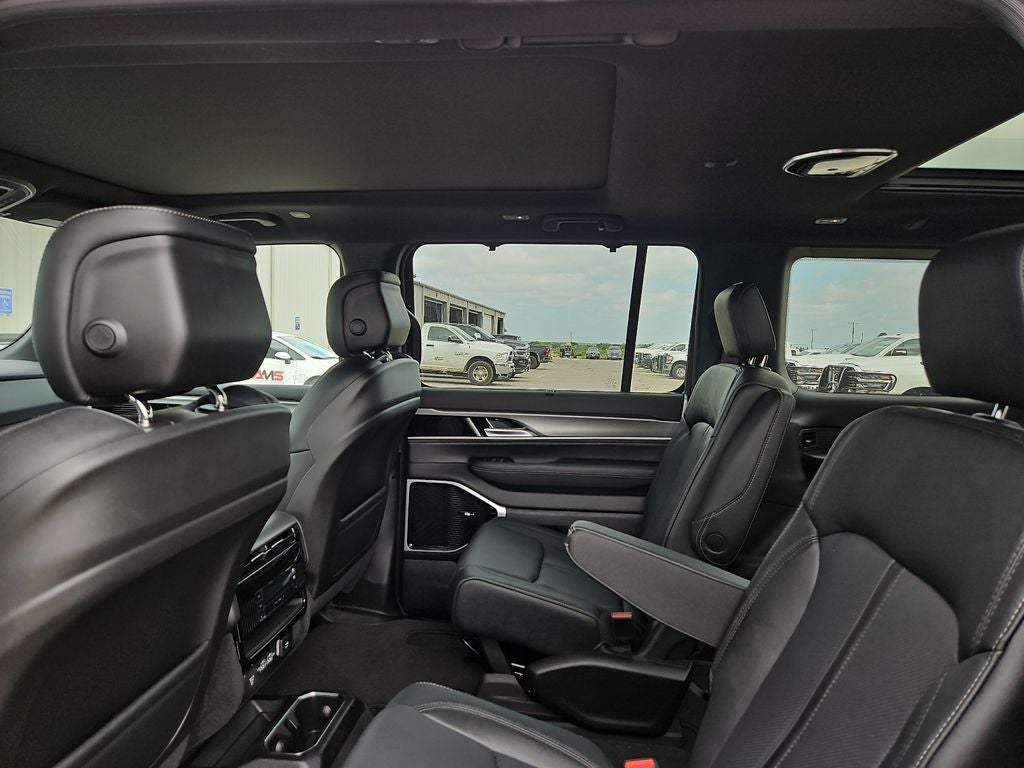 2026 Jeep Grand Wagoneer GRAND WAGONEER LIMITED RESERVE 4X4