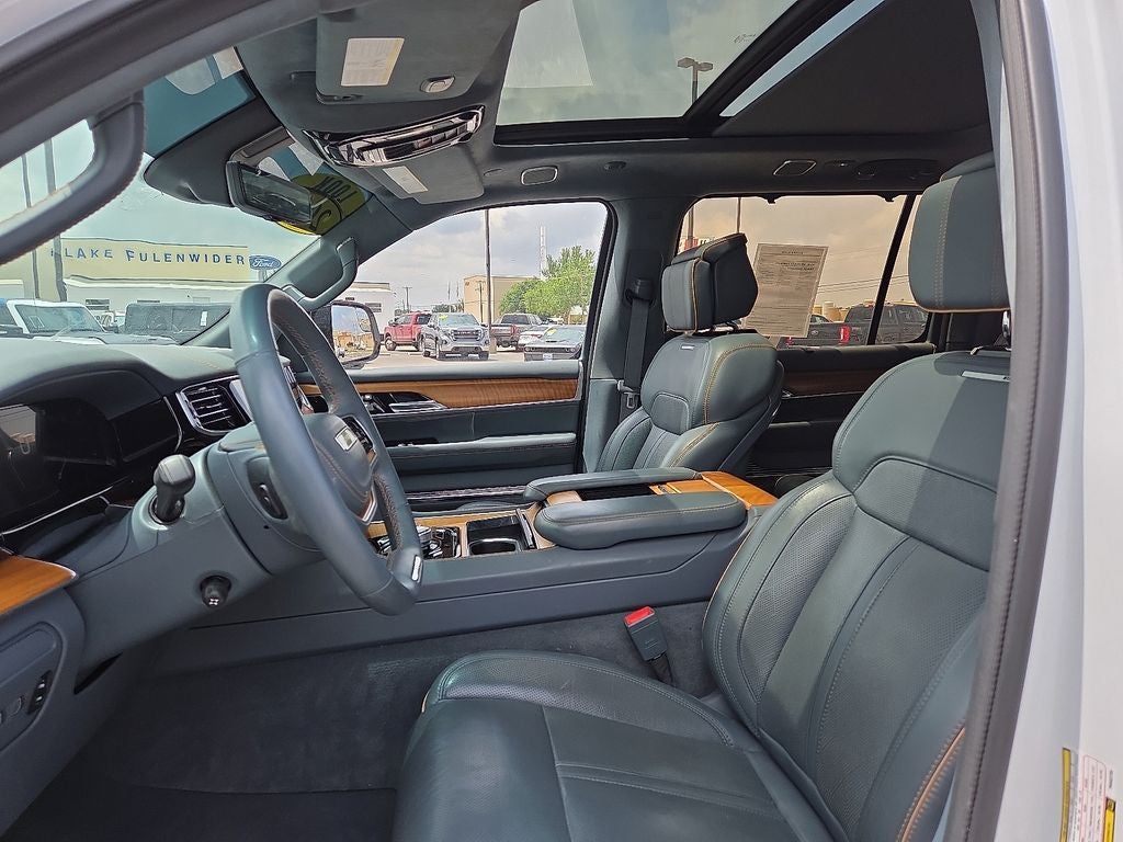 2023 Jeep Grand Wagoneer Series II