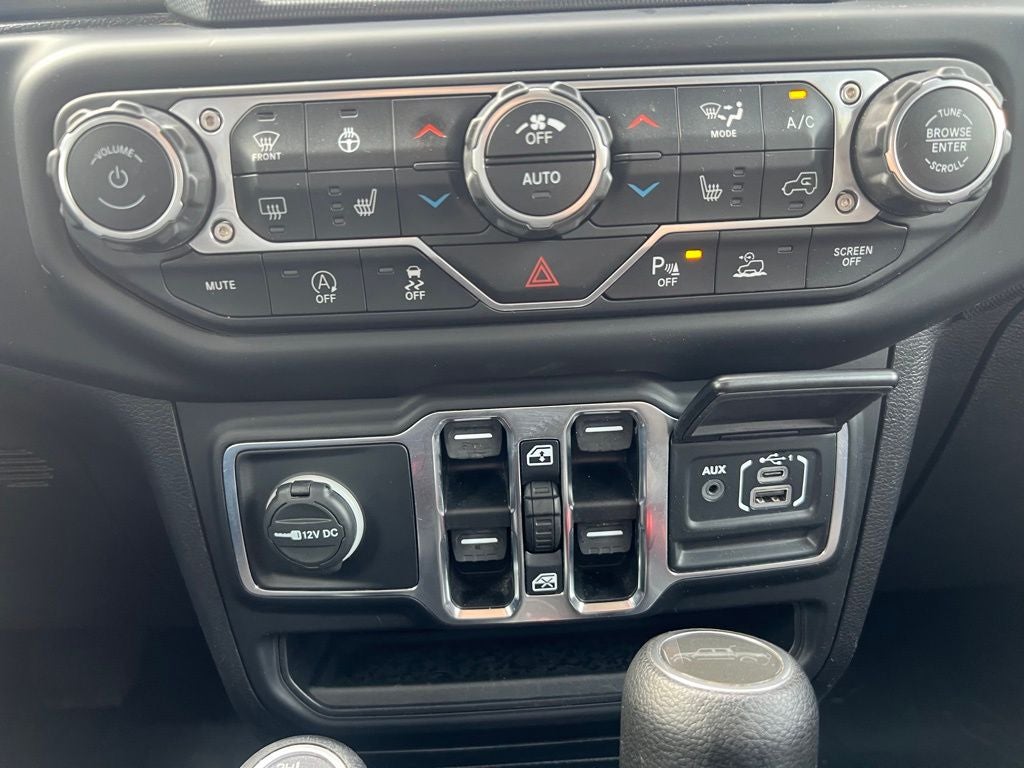 2021 Jeep Gladiator Willys 4x4