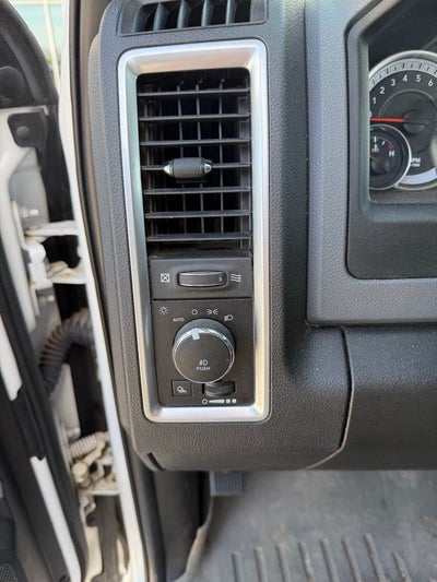 2019 RAM 1500 Classic Lone Star Silver Crew Cab 4x2 5'7' Box