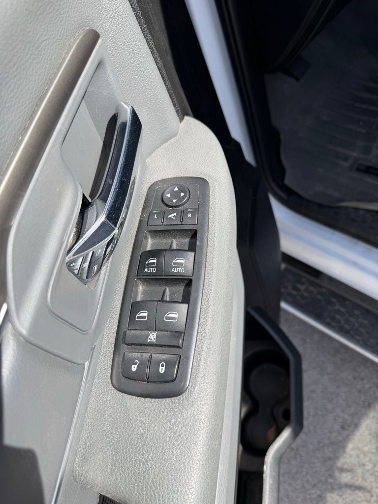 2019 RAM 1500 Classic Lone Star Silver Crew Cab 4x2 5'7' Box