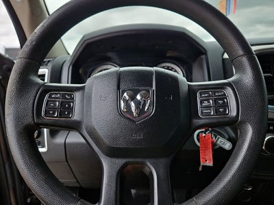 2019 RAM 1500 Classic SLT Crew Cab 4x2 6'4' Box