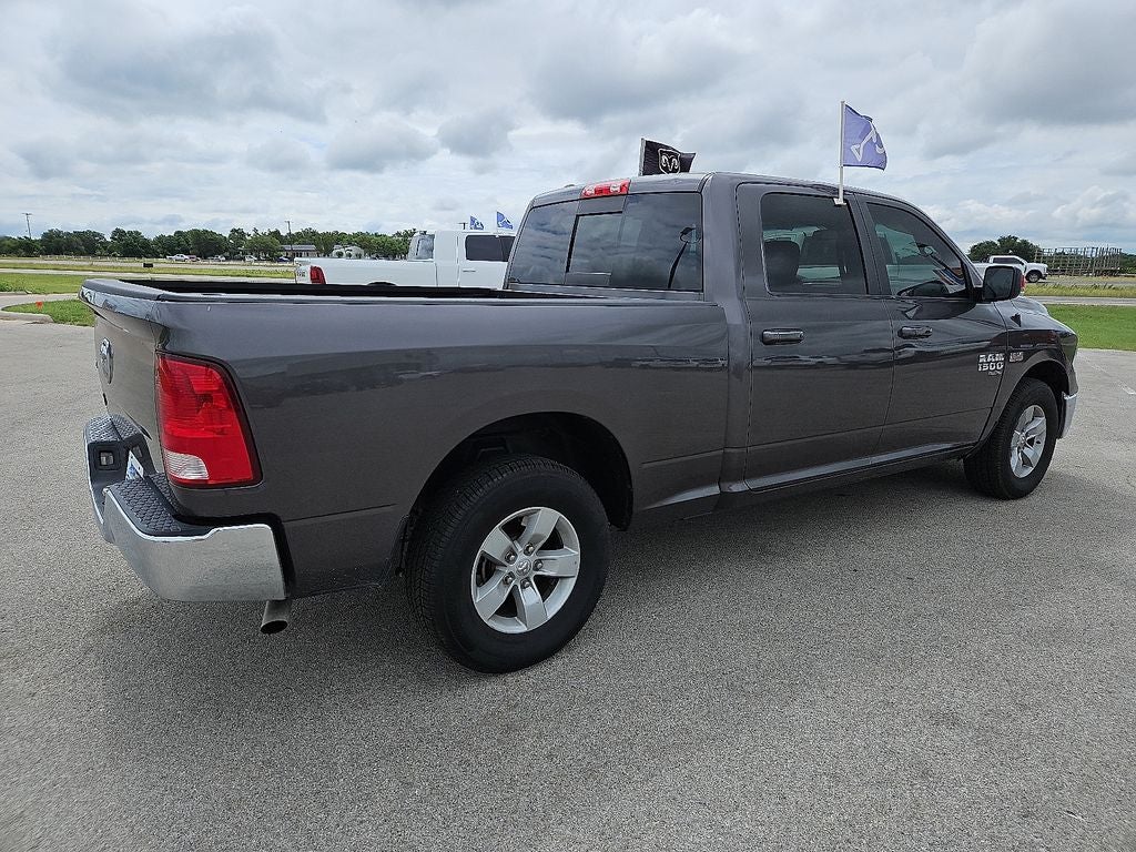 2019 RAM 1500 Classic SLT Crew Cab 4x2 6'4' Box