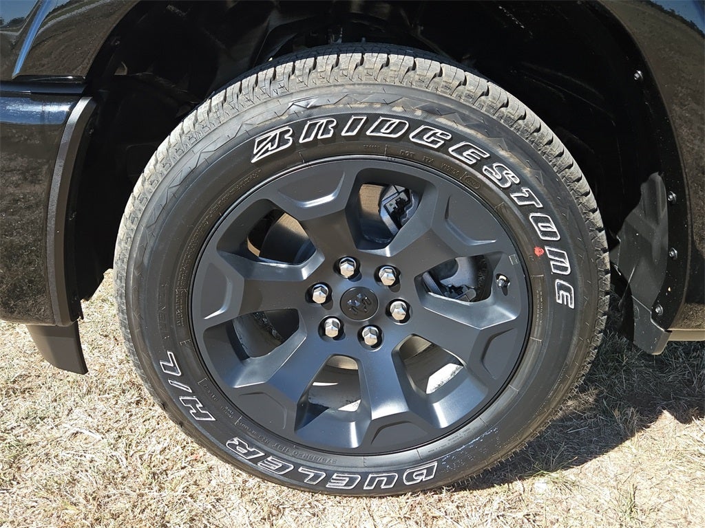 2025 RAM Ram 1500 RAM 1500 LONE STAR CREW CAB 4X2 5'7' BOX