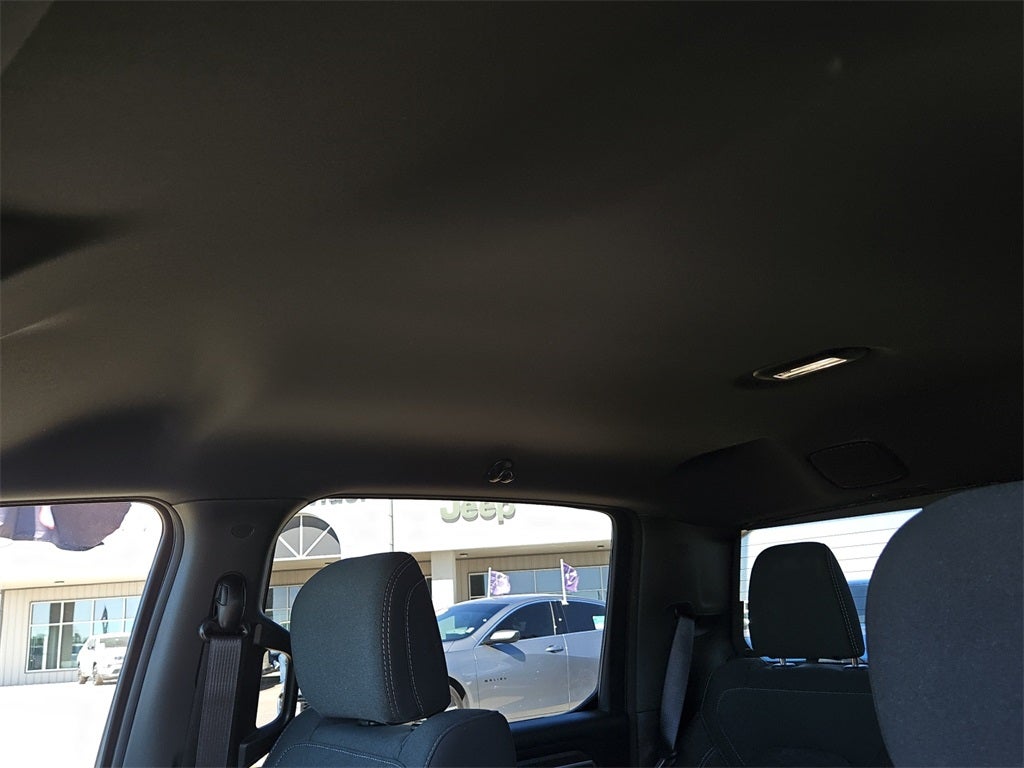 2025 RAM Ram 1500 RAM 1500 LONE STAR CREW CAB 4X2 5'7' BOX