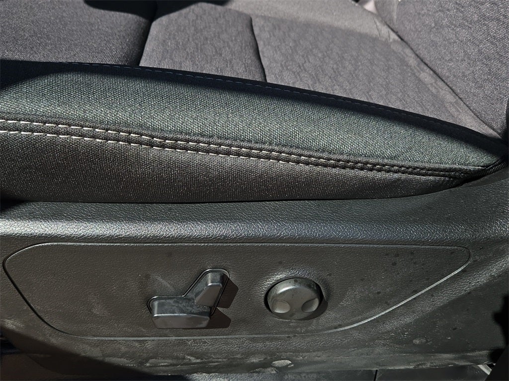 2025 RAM Ram 1500 RAM 1500 LONE STAR CREW CAB 4X2 5'7' BOX