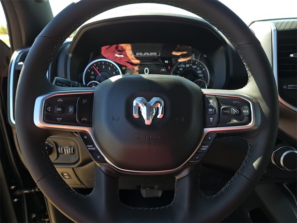 2025 RAM Ram 1500 RAM 1500 LONE STAR CREW CAB 4X2 5'7' BOX