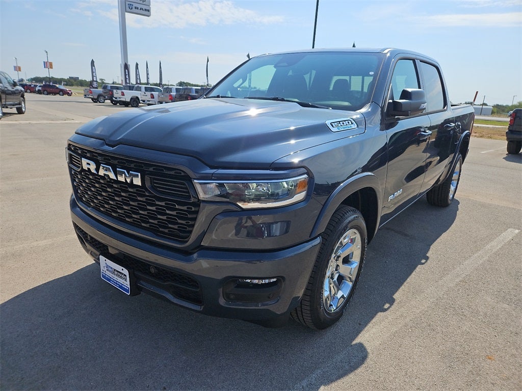 2025 RAM Ram 1500 RAM 1500 LONE STAR CREW CAB 4X2 5'7' BOX