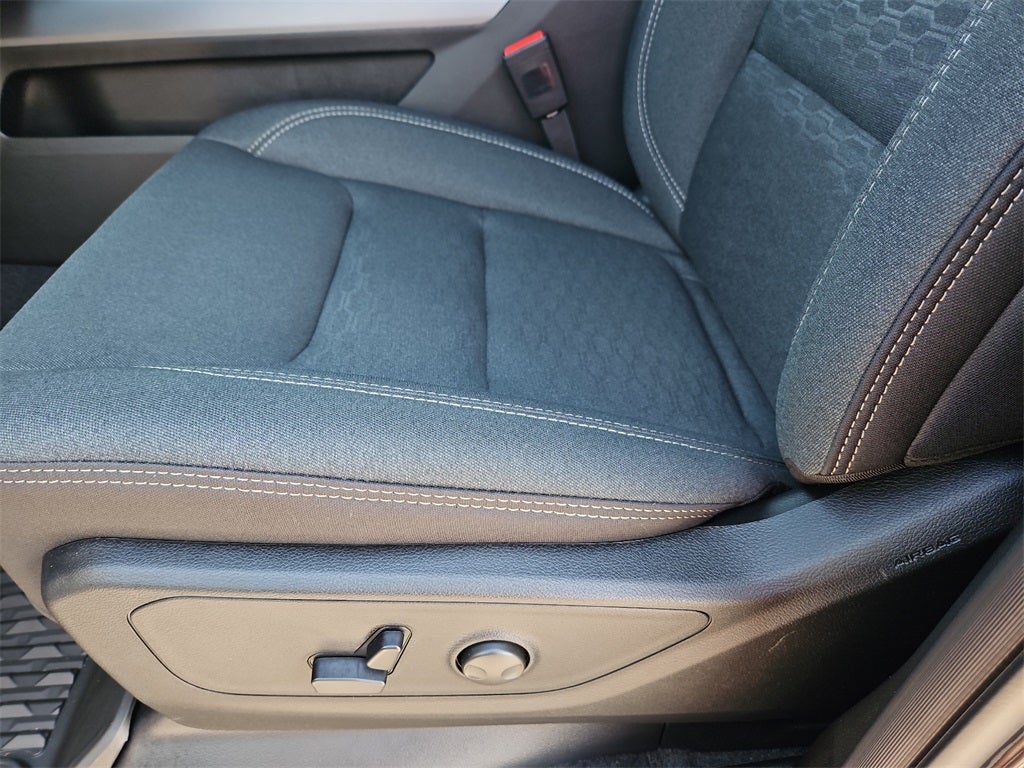 2025 RAM Ram 1500 RAM 1500 LONE STAR CREW CAB 4X2 5'7' BOX