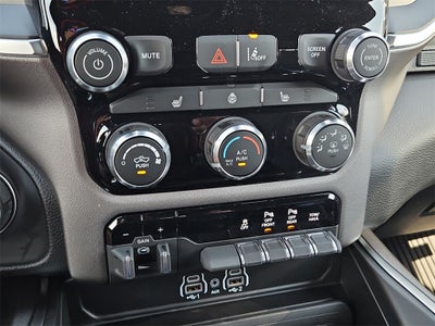 2025 RAM Ram 1500 RAM 1500 LONE STAR CREW CAB 4X2 5'7' BOX