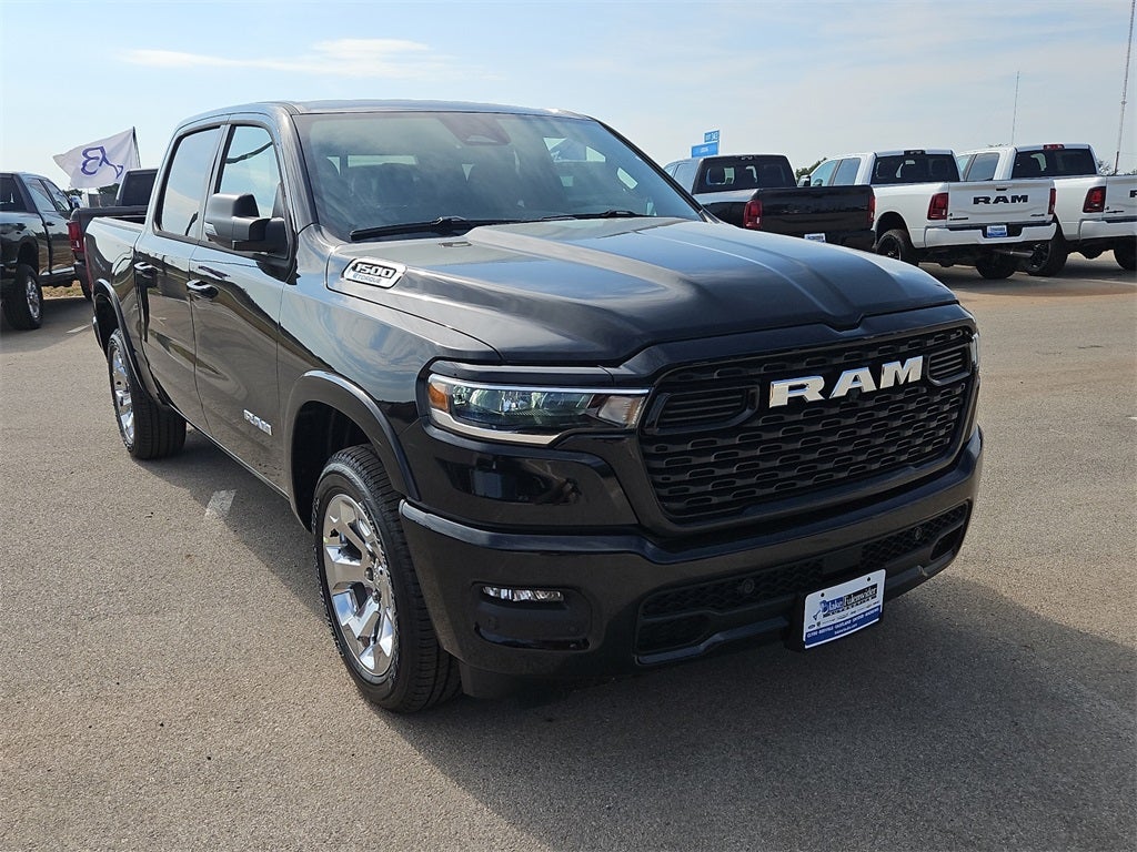 2025 RAM Ram 1500 RAM 1500 LONE STAR CREW CAB 4X2 5'7' BOX