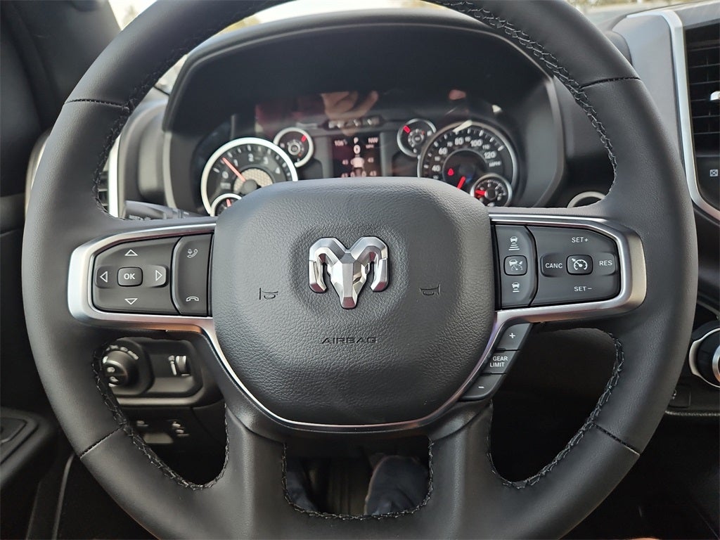 2025 RAM Ram 1500 RAM 1500 LONE STAR CREW CAB 4X2 5'7' BOX