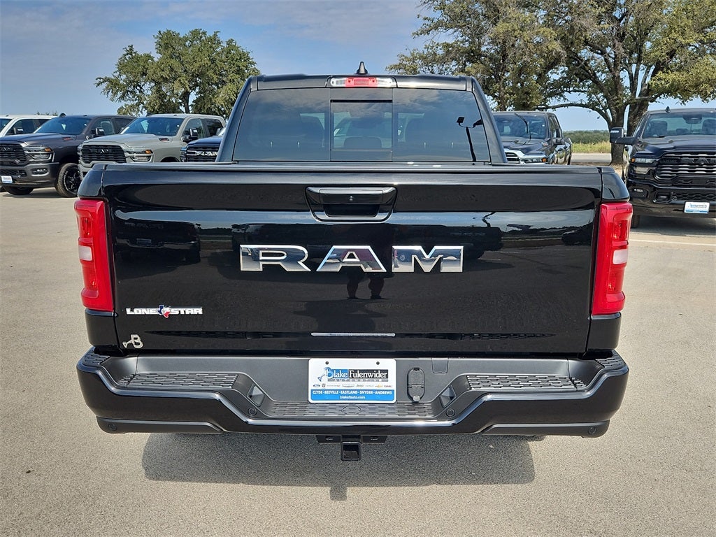 2025 RAM Ram 1500 RAM 1500 LONE STAR CREW CAB 4X2 5'7' BOX