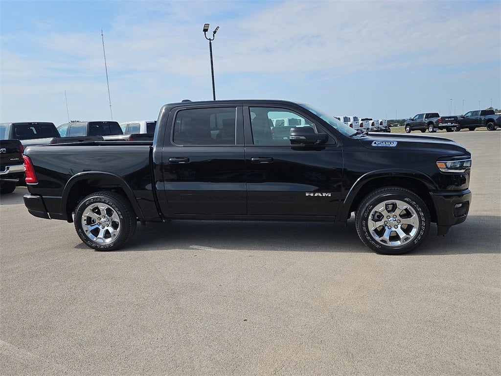 2025 RAM Ram 1500 RAM 1500 LONE STAR CREW CAB 4X2 5'7' BOX