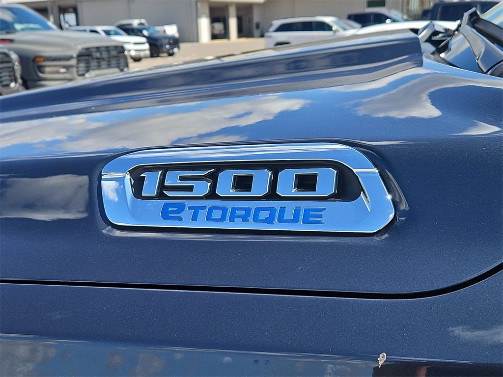 2025 RAM Ram 1500 RAM 1500 LONE STAR CREW CAB 4X2 5'7' BOX