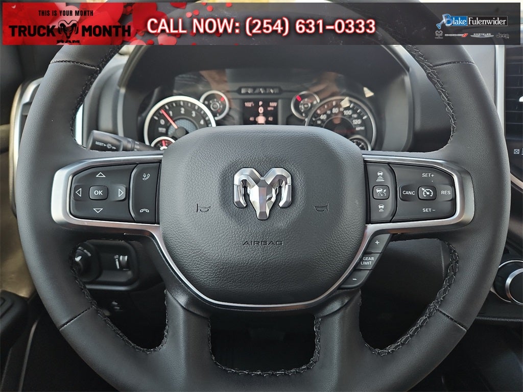 2025 RAM Ram 1500 RAM 1500 LONE STAR CREW CAB 4X2 5'7' BOX