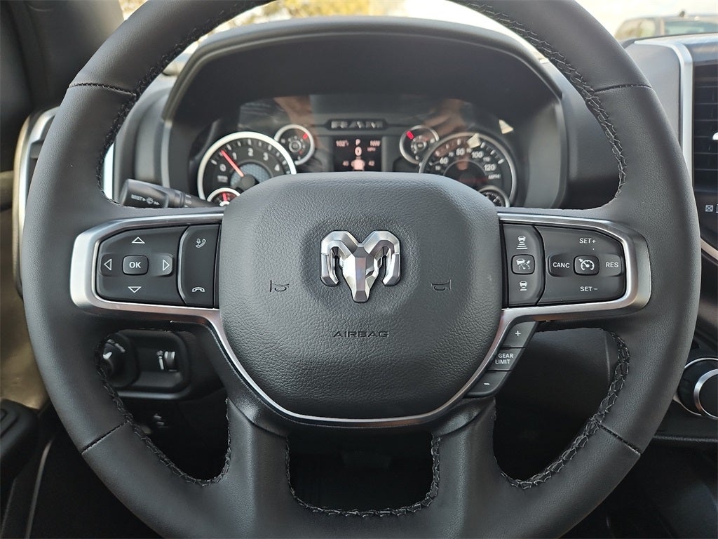 2025 RAM Ram 1500 RAM 1500 LONE STAR CREW CAB 4X2 5'7' BOX