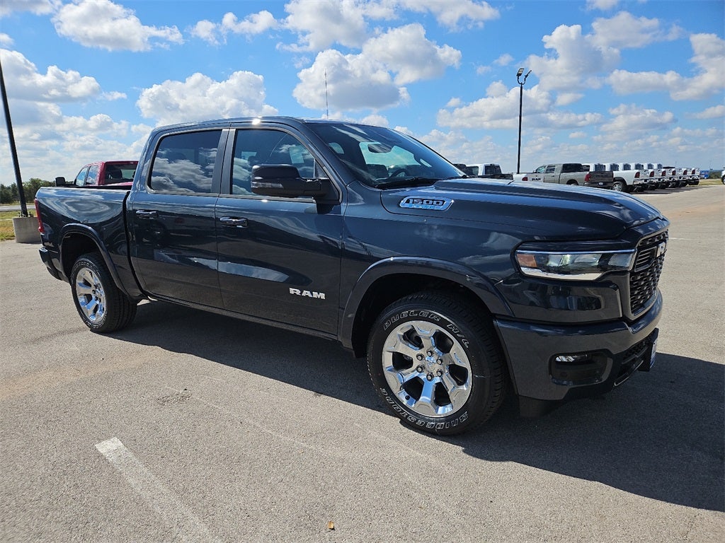 2025 RAM Ram 1500 RAM 1500 LONE STAR CREW CAB 4X2 5'7' BOX