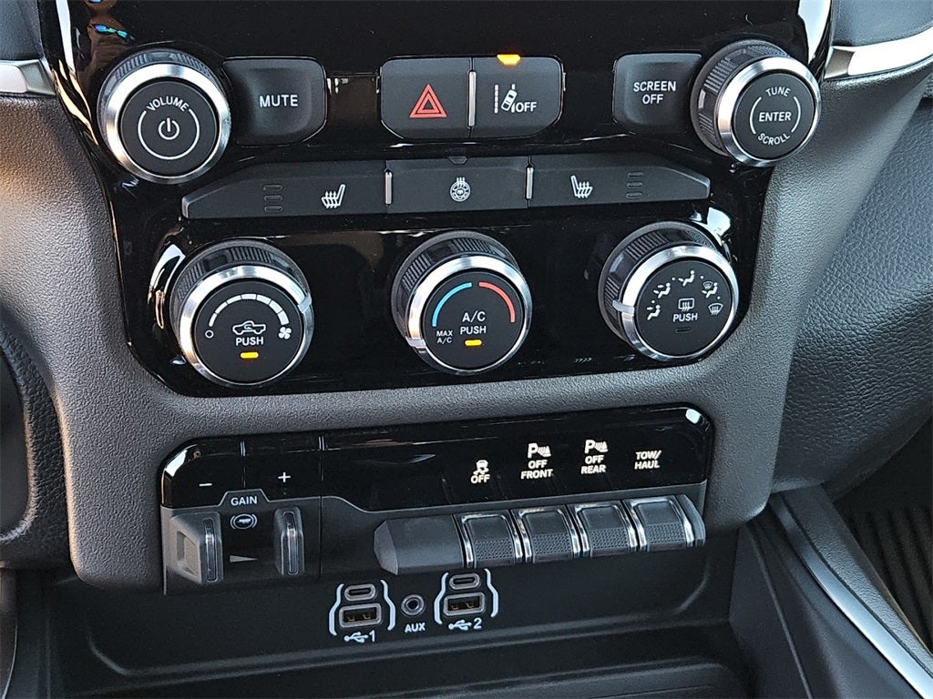 2026 RAM Ram 1500 RAM 1500 BIG HORN CREW CAB 4X2 5'7' BOX