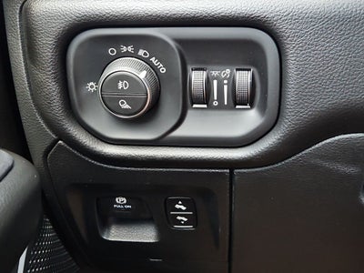 2026 RAM 1500 RAM 1500 LONE STAR CREW CAB 4X2 5'7' BOX